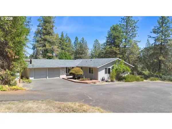 337 Black Oak Dr, Roseburg, OR 97471