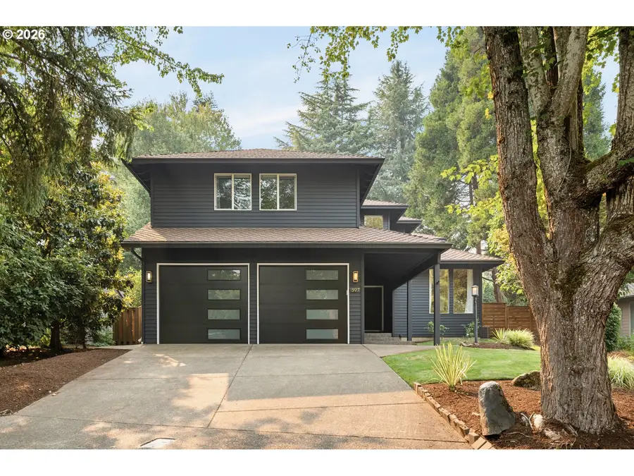 397 Livingood Ln, Lake Oswego, OR 97034 - #2