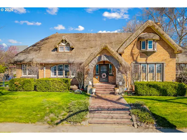 247 4th St, Athena, OR 97813