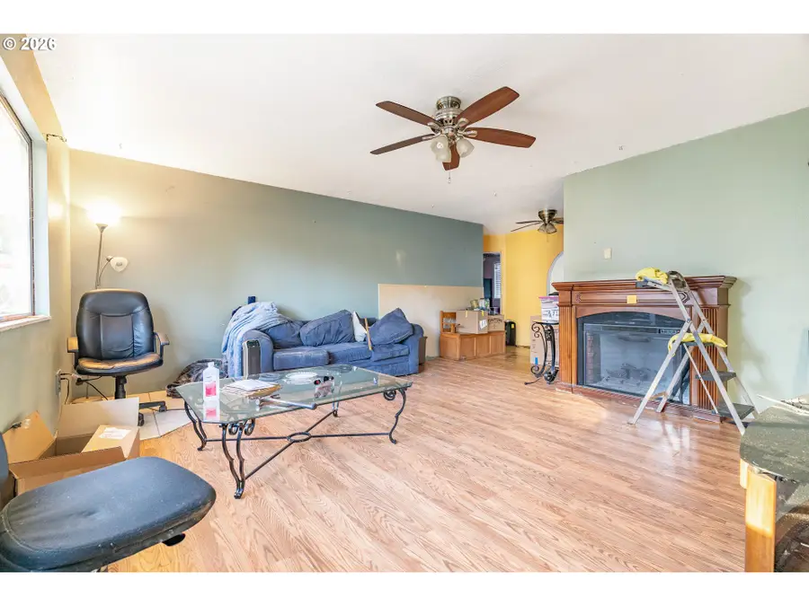 8225 SW Chestnut St, Portland, OR 97223 - Image #3