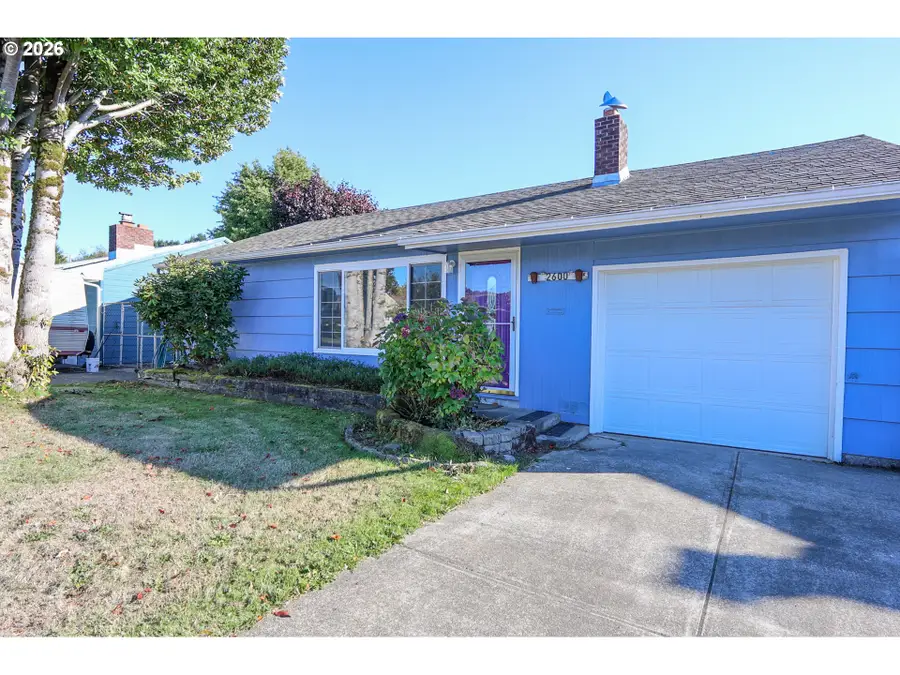 2600 Gardens Ave, Reedsport, OR 97467 - #2