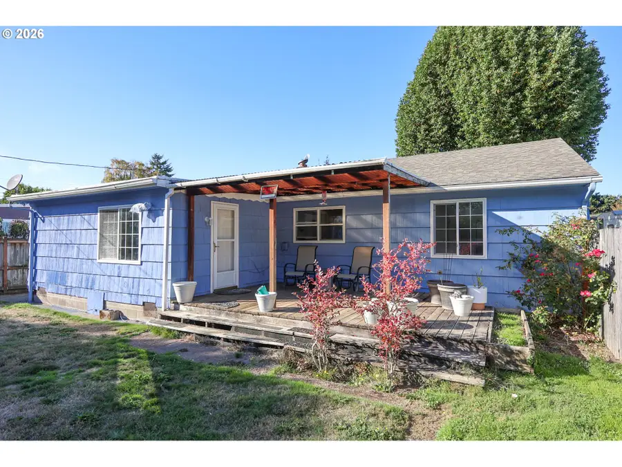 2600 Gardens Ave, Reedsport, OR 97467 - #3