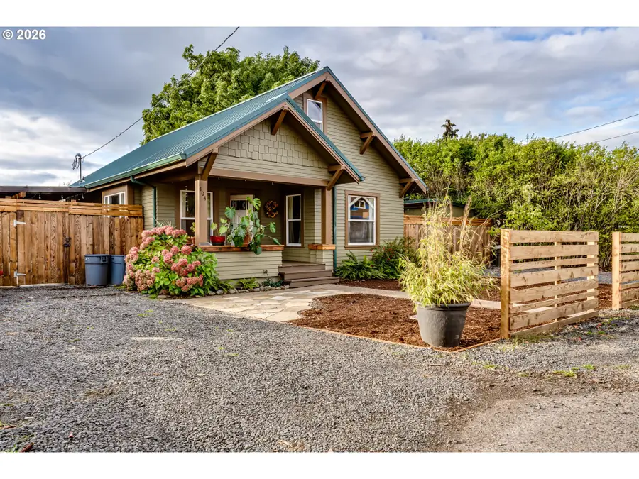 104 Holeman Ave, Eugene, OR 97404 - Image #2