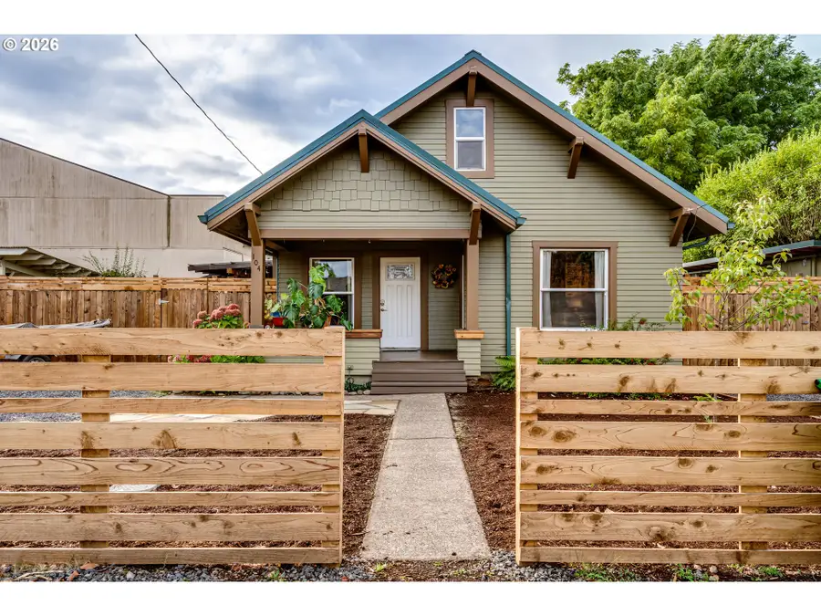 104 Holeman Ave, Eugene, OR 97404 - Image #3