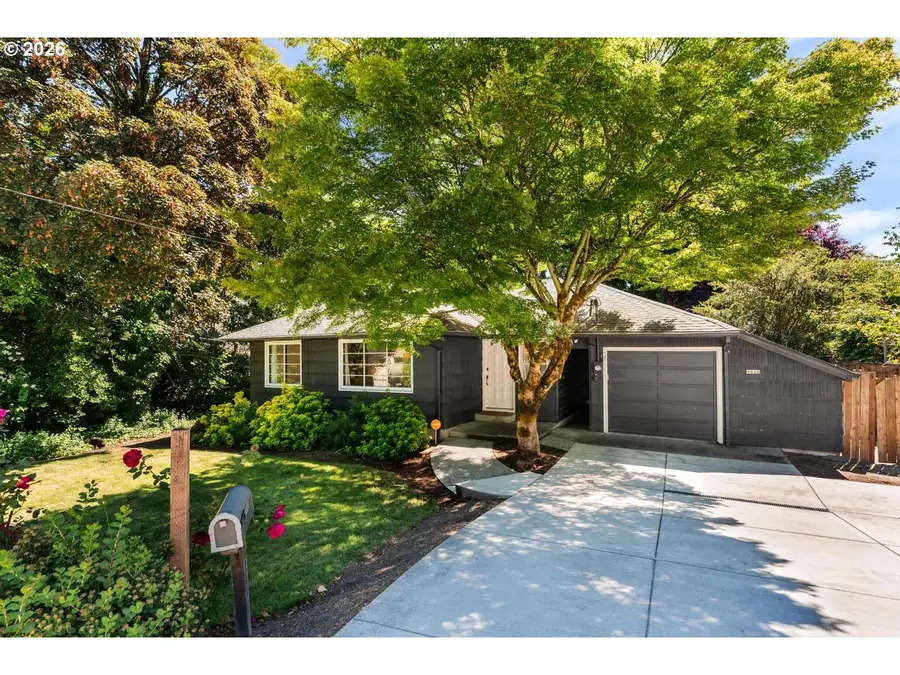 9020 SW Capitol Hwy, Portland, OR 97219 - #3