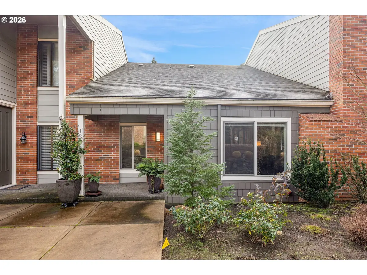 1273 Boca Ratan Dr, Lake Oswego, OR 97034 - Image #1