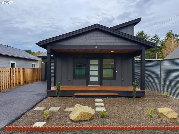 313 SE Oar Ave, LincolnCity, OR 97367