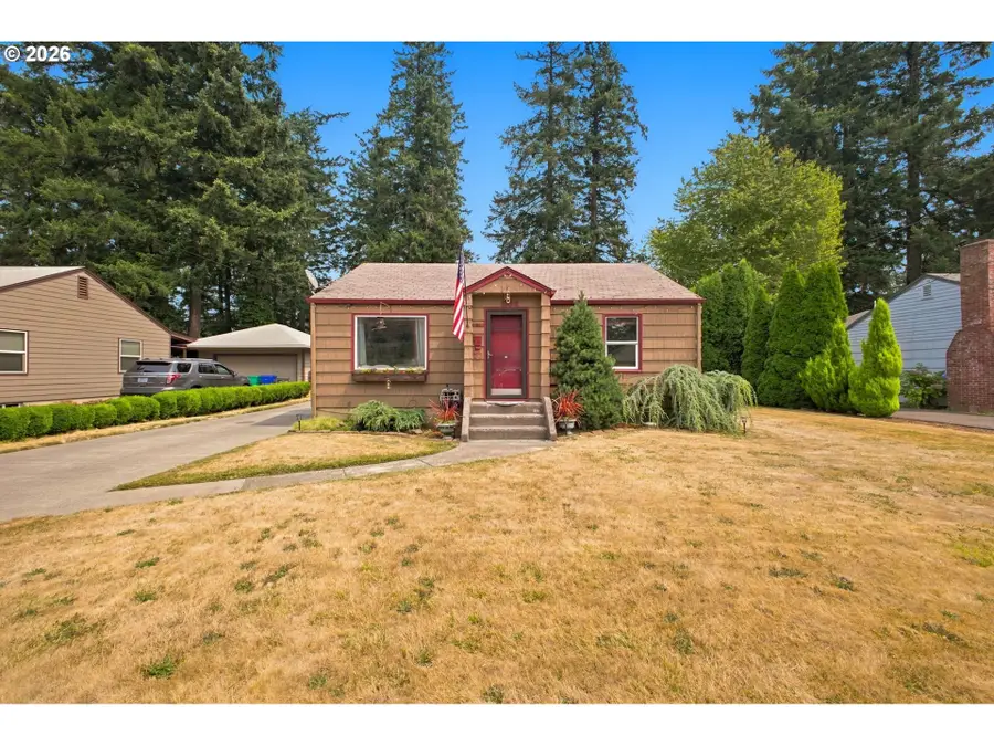 1102 NE 106th Ave, Portland, OR 97220 - #3