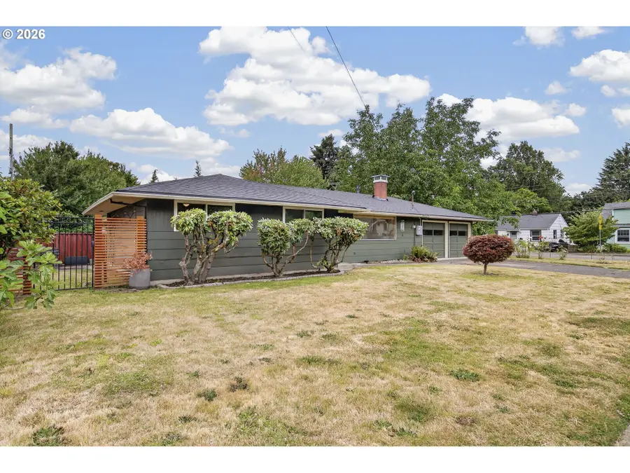 3210 SE Sherrett St, Milwaukie, OR 97222 - #2