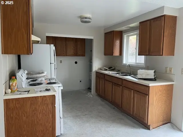 19805 SW Rock Rd, Beaverton, OR 97003 - Image #1