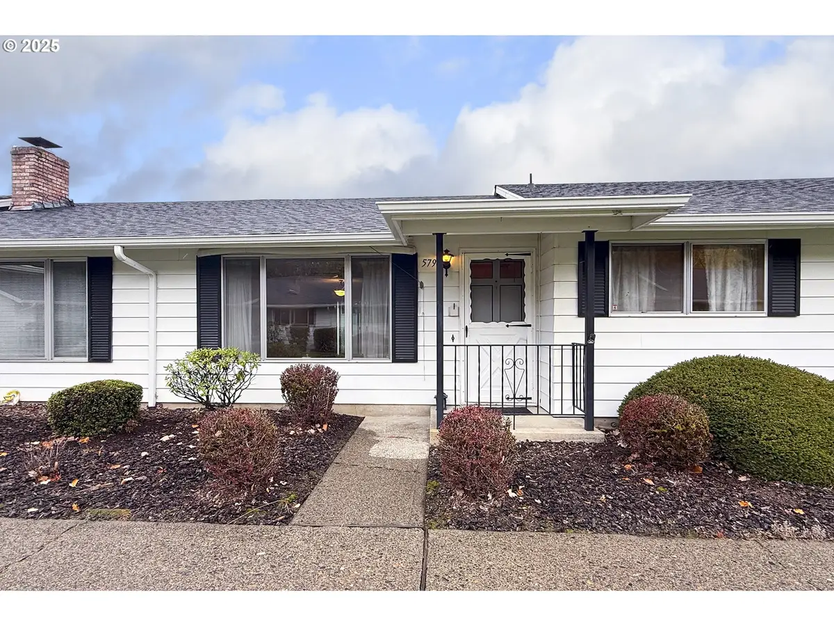 579 NE Fleming Ave #C-41, Gresham, OR 97030 - Image #1