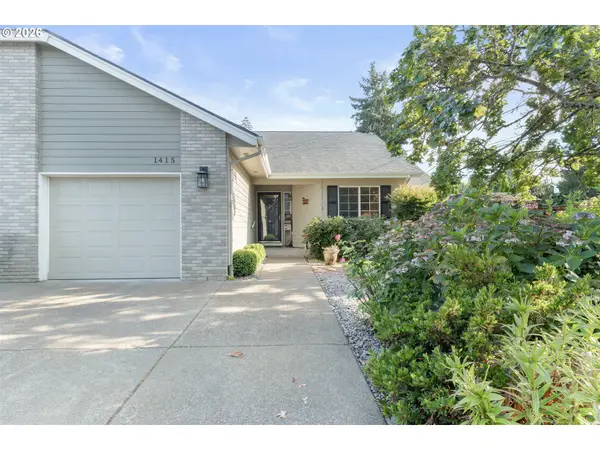 1415 Gilham Rd, Eugene, OR 97401