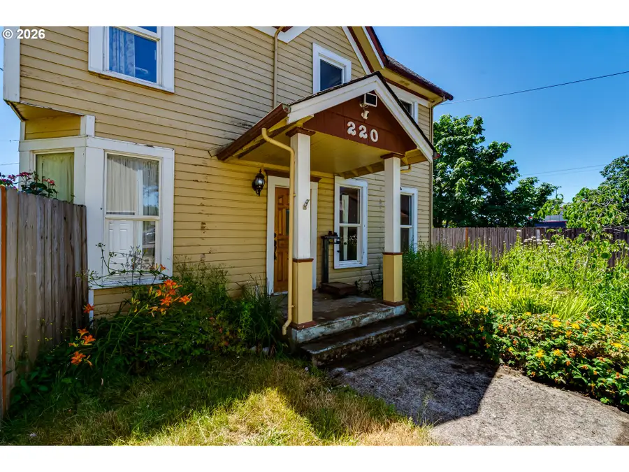 220 E Main St, Lowell, OR 97452 - #3