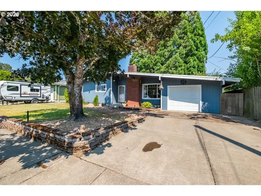 543 S 18th St, Philomath, OR 97370 - #2