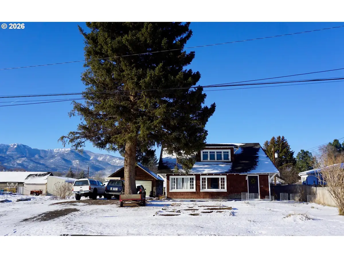 608 SW 2nd St, Enterprise, OR 97828 - #1