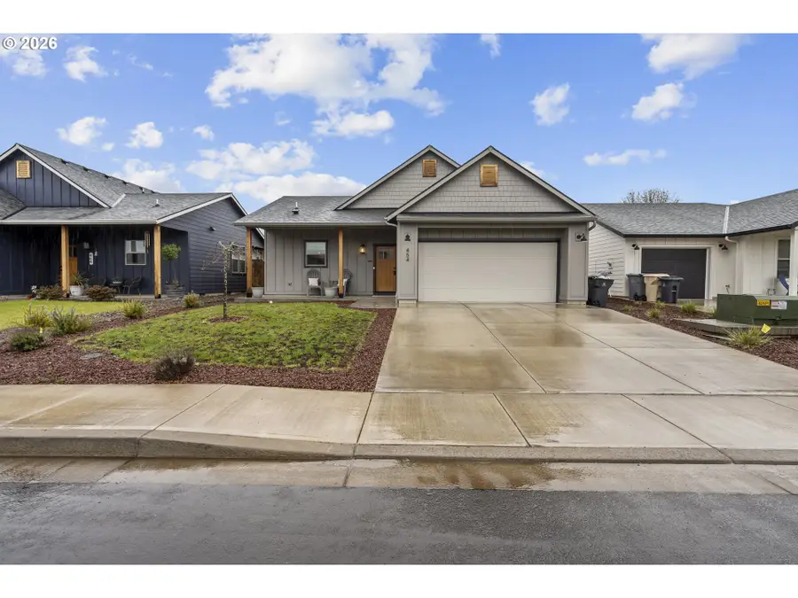 454 SW Rose Ave, Dallas, OR 97338 - #2