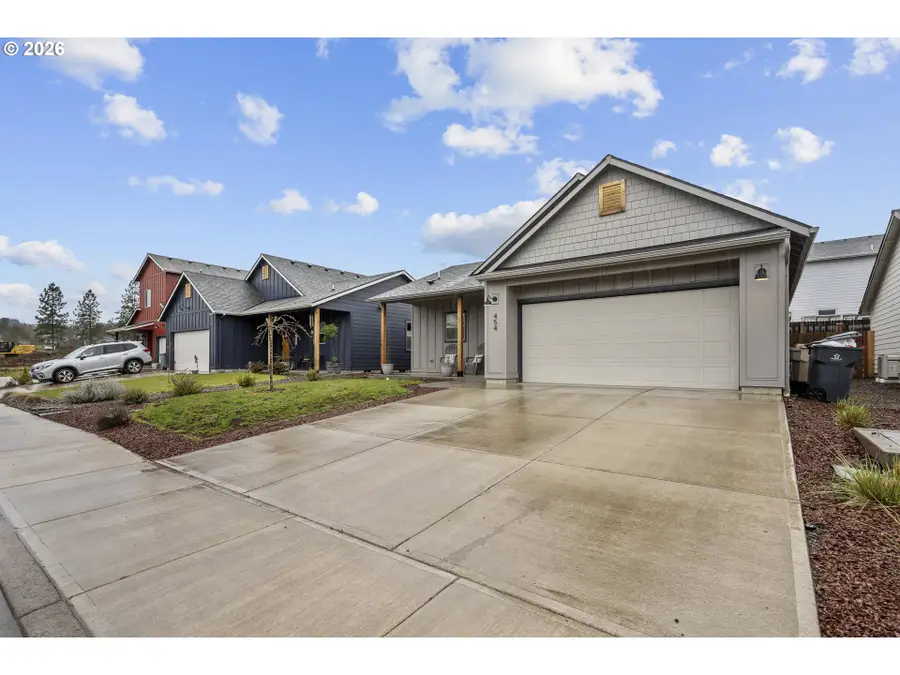 454 SW Rose Ave, Dallas, OR 97338 - #3