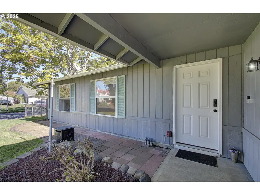 5611 NE 38th St, Vancouver, WA 98661 - #3