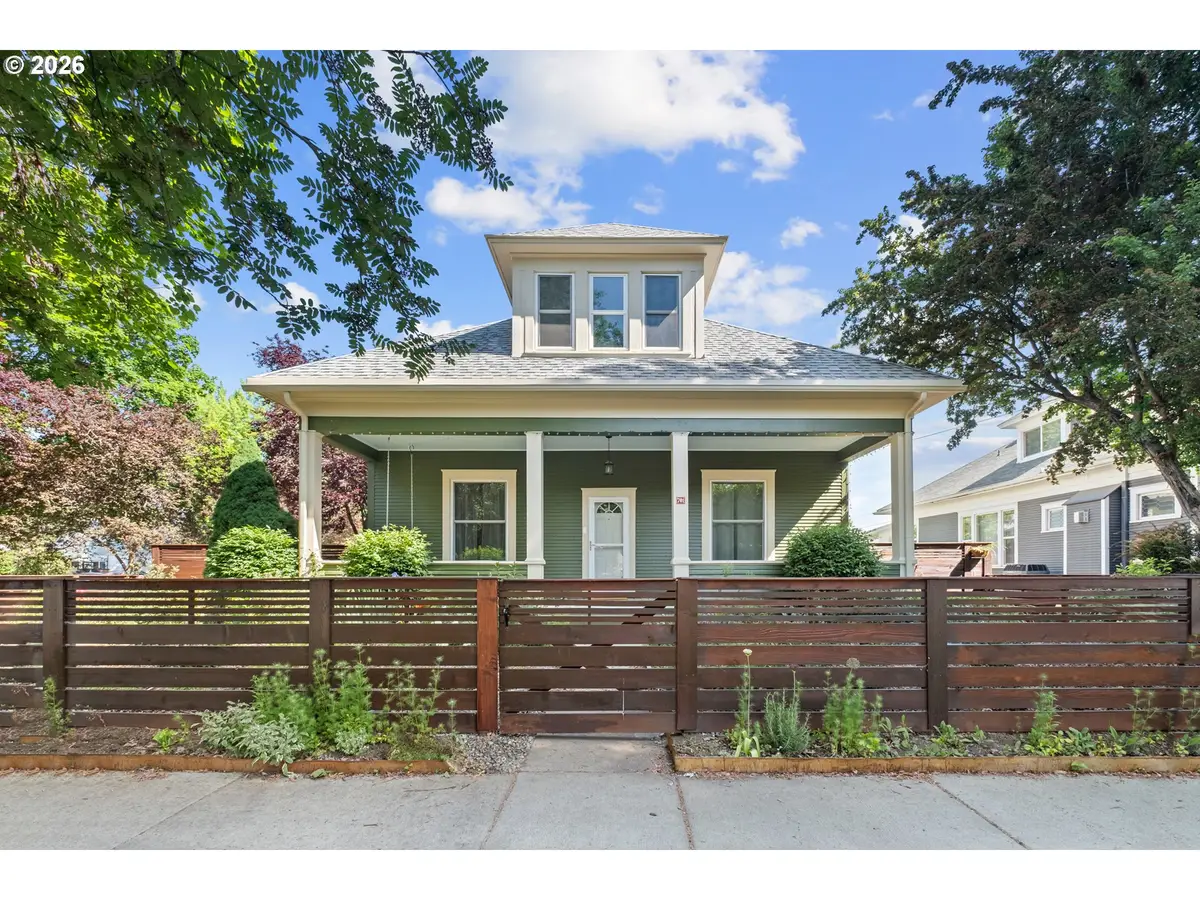 701 Washington Ave, La Grande, OR 97850 - #1
