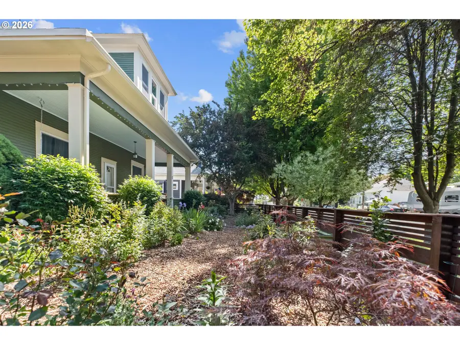 701 Washington Ave, La Grande, OR 97850 - #3