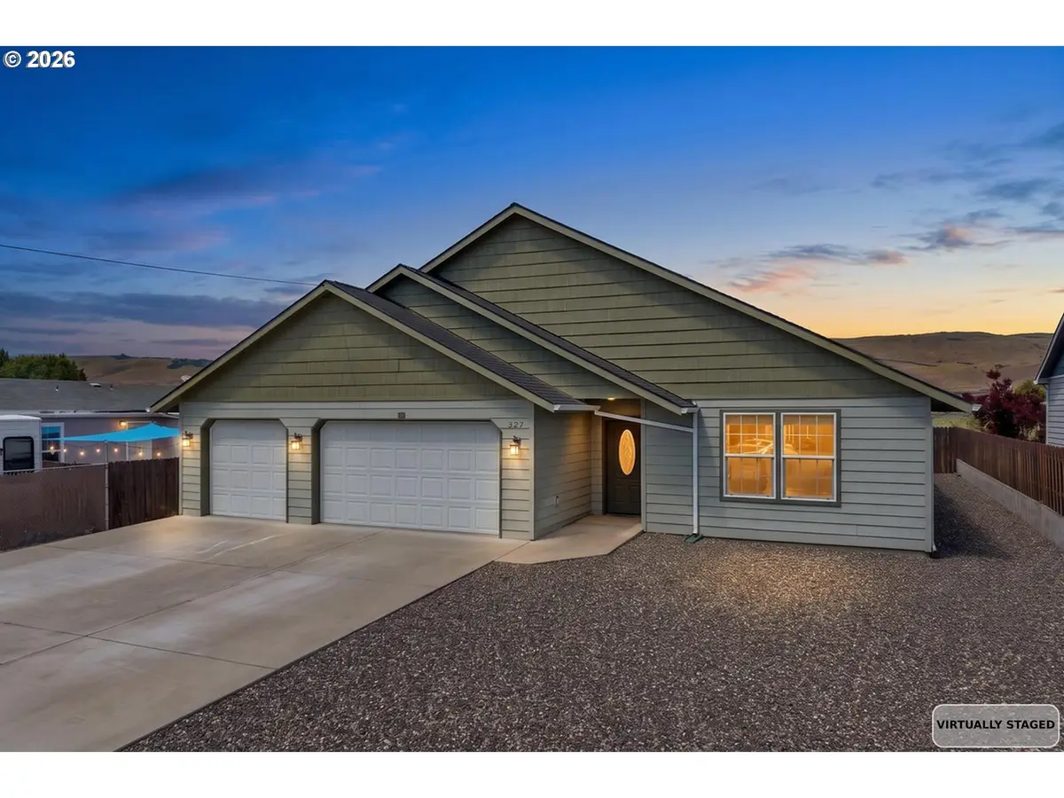 327 3rd Ave, Dallesport, WA 98617 - #1