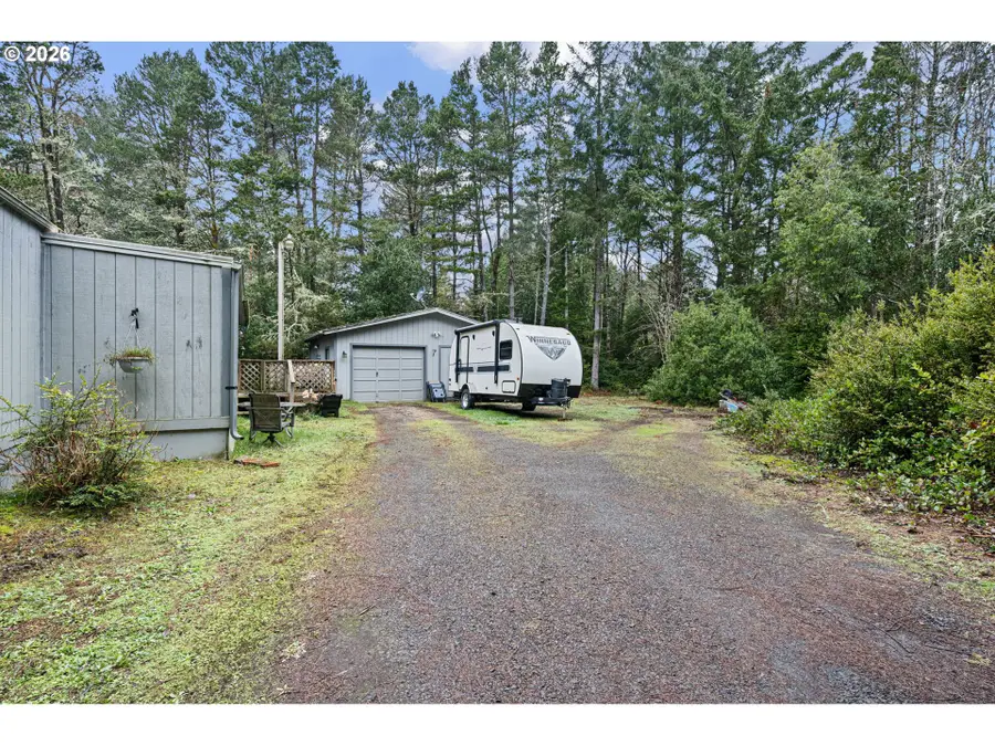 4826 Rhododendron Loop, Florence, OR 97439 - #3