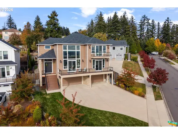 14341 SE Lyon St, HappyValley, OR 97086