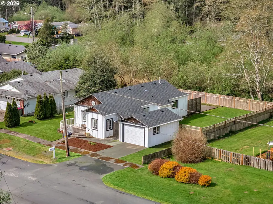 45 SW Birch Ct, Warrenton, OR 97146 - #3