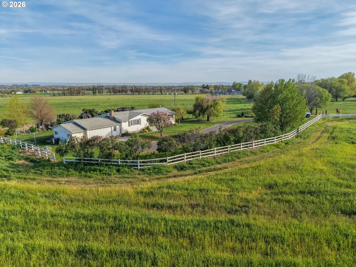 80279 Powerline Rd, Hermiston, OR 97838 - #1