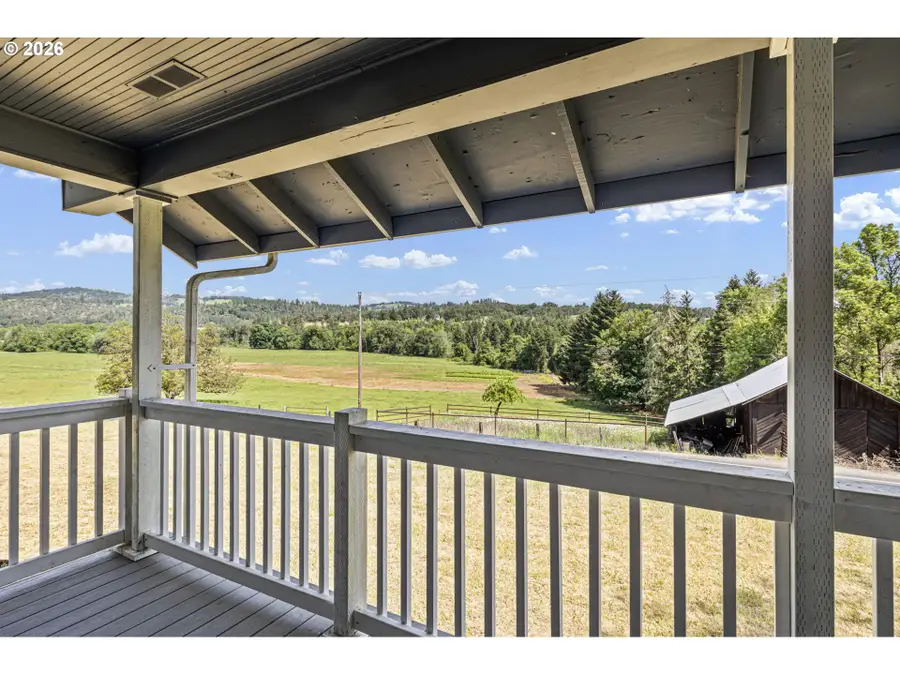 1458 Stearns Ln, Oakland, OR 97462 - #3