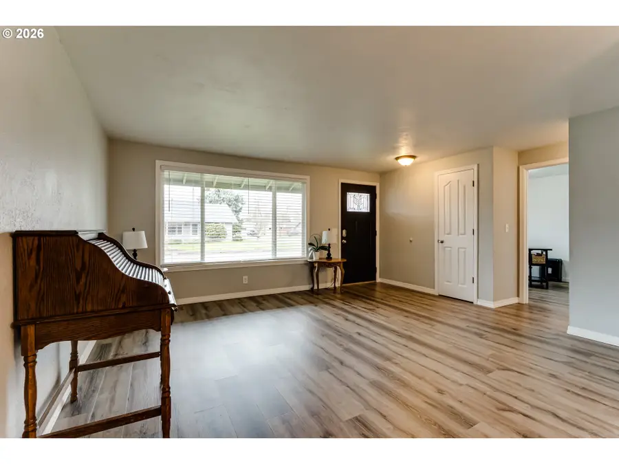 3924 Josh St, Eugene, OR 97402 - #3