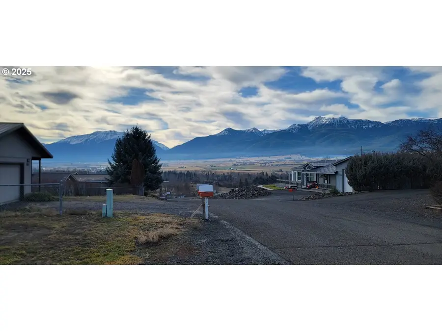 205 William St, Enterprise, OR 97828 - Image #3