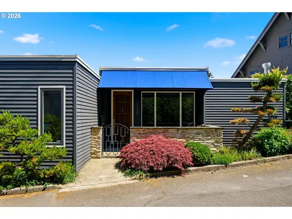 2330 SW Cactus Dr, Portland, OR 97205