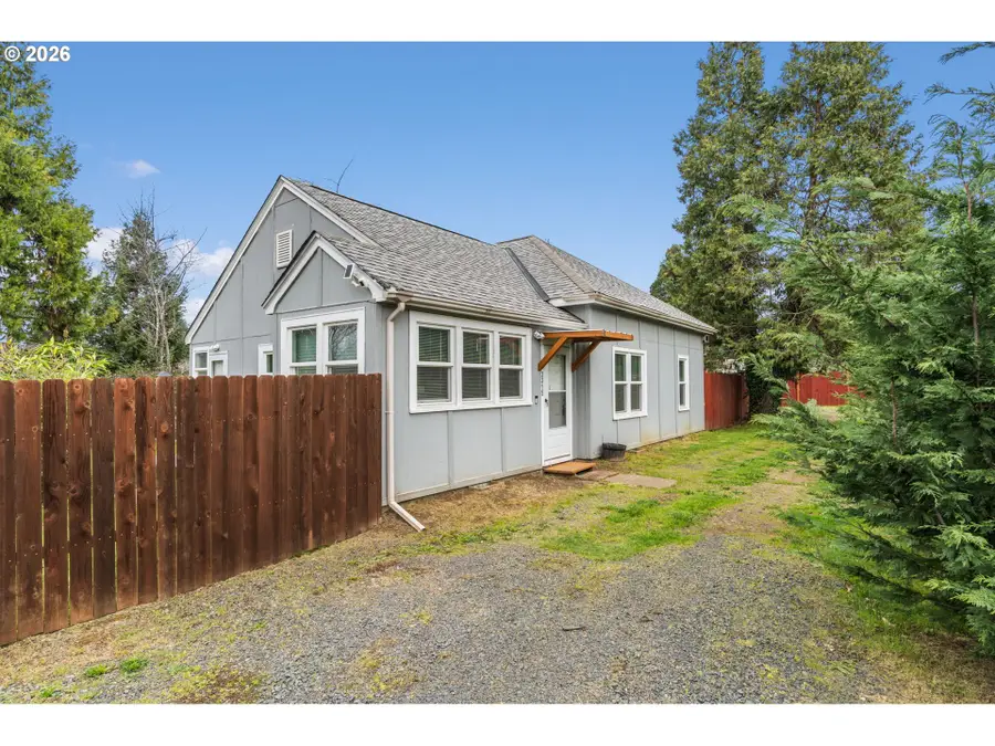 3315 W 18th Ave, Eugene, OR 97402 - #3