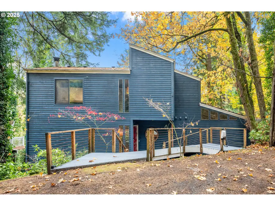 728 SW Cheltenham St, Portland, OR 97239 - Image #3