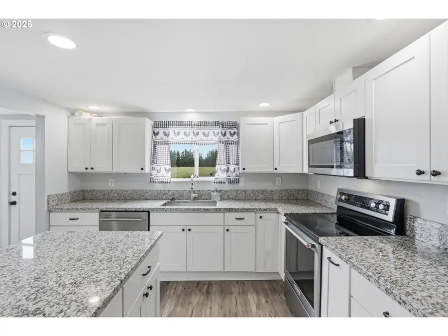 17673 S Hattan Rd, Redland, OR 97045 - #3