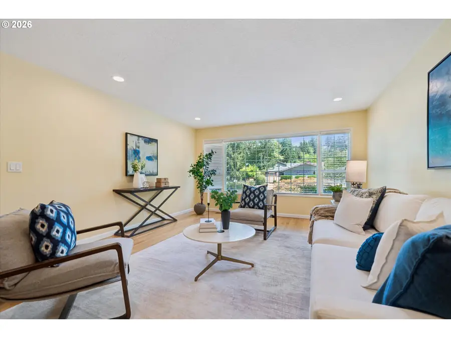 11820 SW Foothill Dr, Portland, OR 97225 - #3