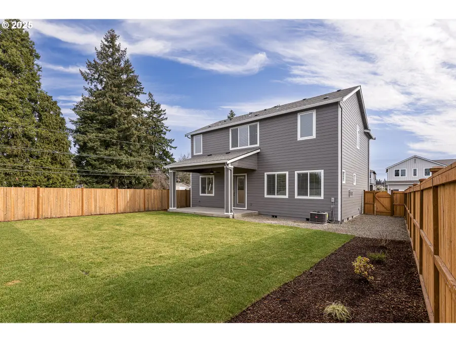 15201 SE Towers Ter, Milwaukie, OR 97267 - #3