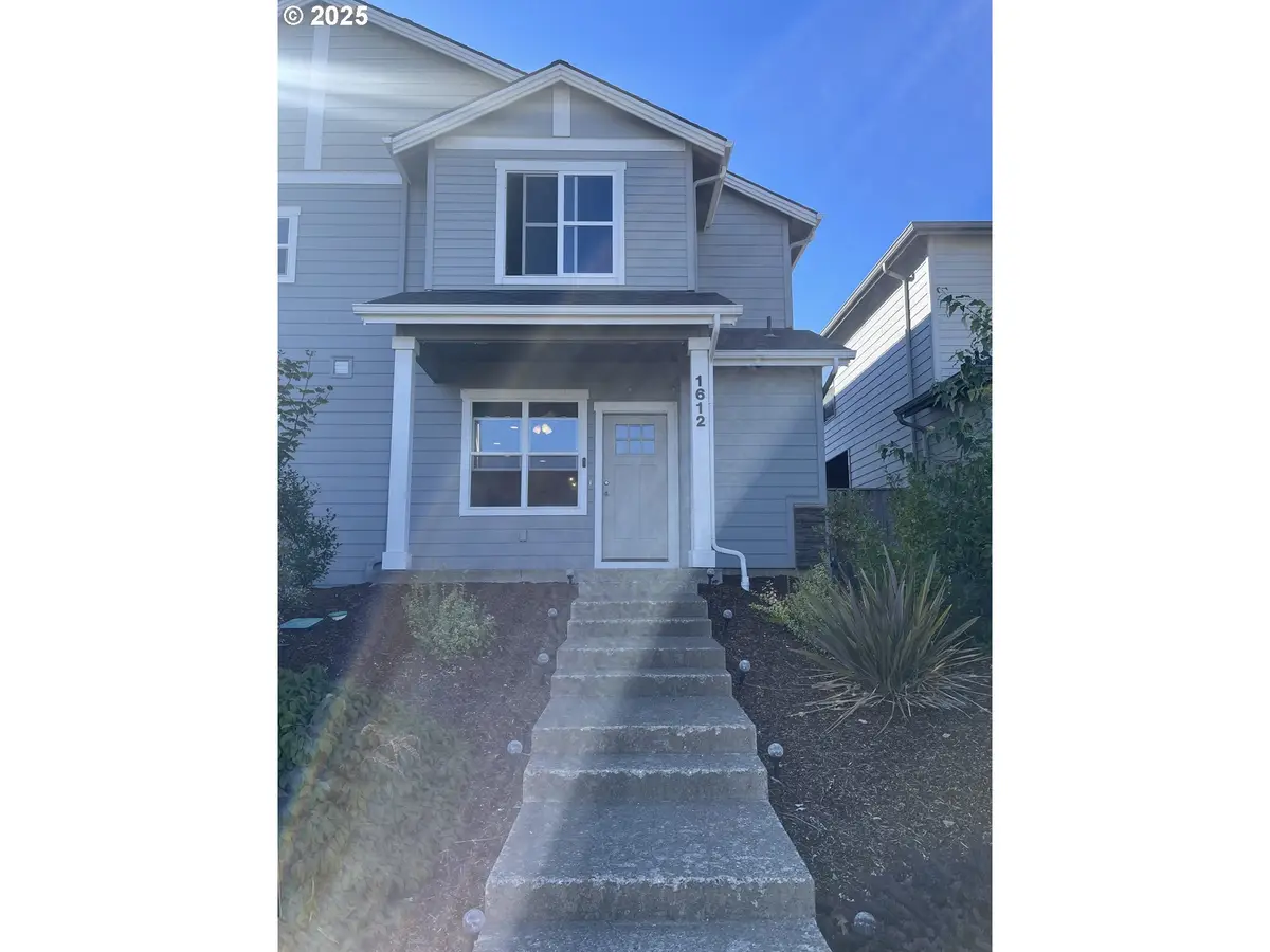 1612 SE Barberry Ave, Dallas, OR 97338 - Image #1