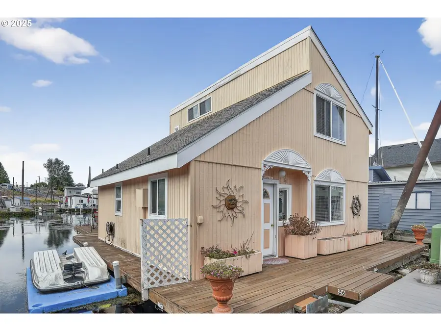 18989 NE Marine Dr #26, Gresham, OR 97230 - Image #2