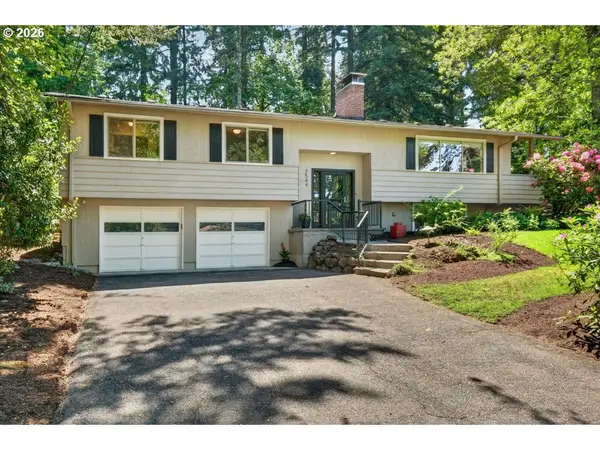 2584 Park Rd, LakeOswego, OR 97034