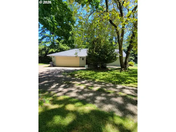 16870 Thompson Rd, Brookings, OR 97415