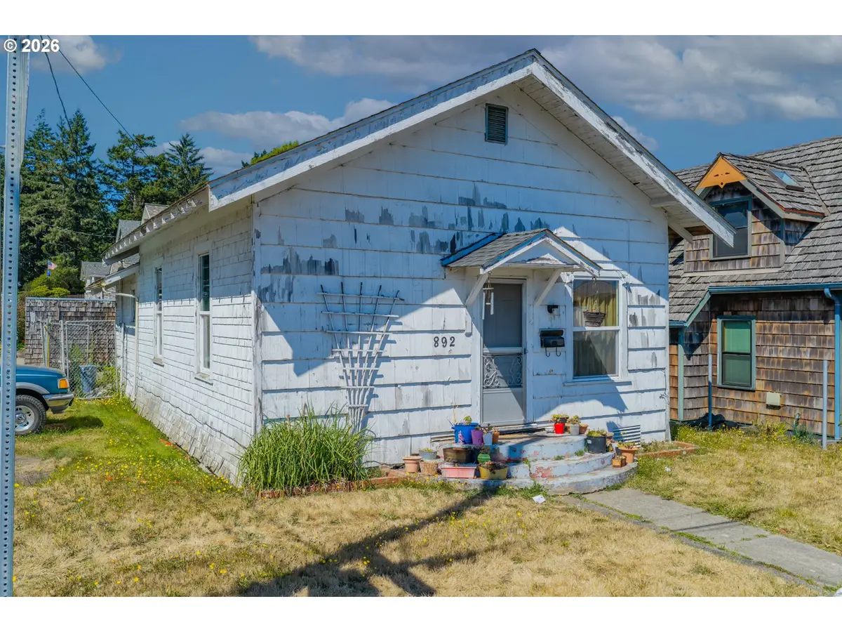 892 Colorado Ave, North Bend, OR 97459 - #1