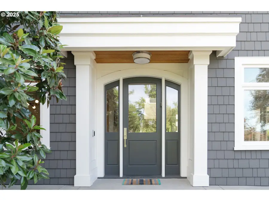 2862 NW Westover Rd, Portland, OR 97210 - #2