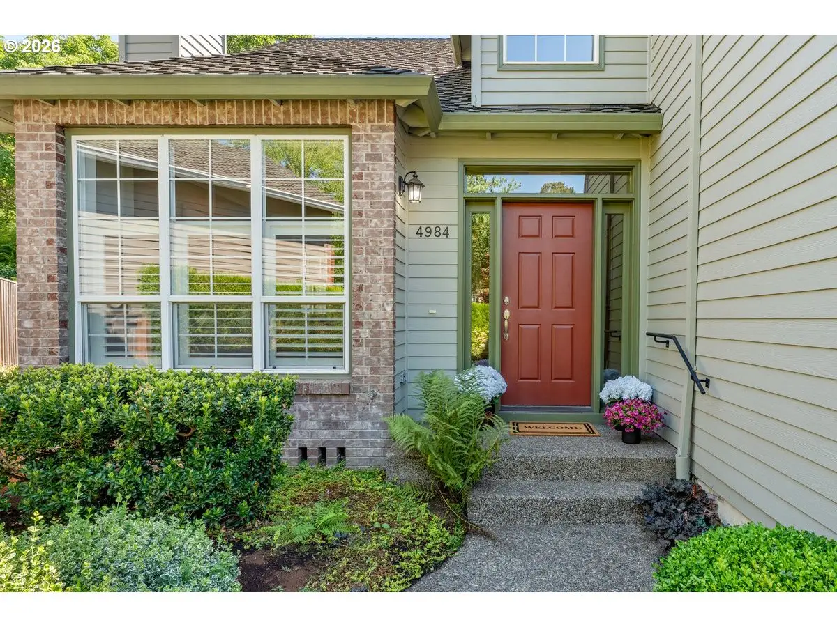 4984 Bilford Ln, Lake Oswego, OR 97035 - #1