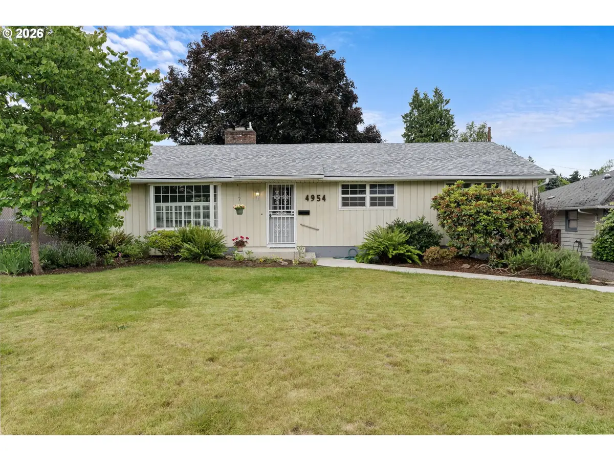 4954 SE Willow St, Milwaukie, OR 97222 - #1
