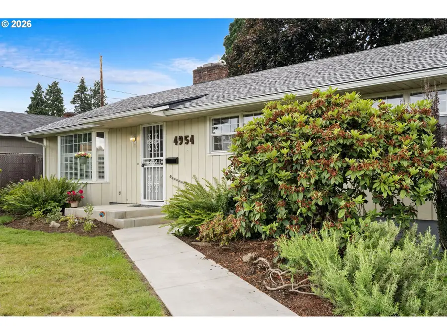 4954 SE Willow St, Milwaukie, OR 97222 - #3