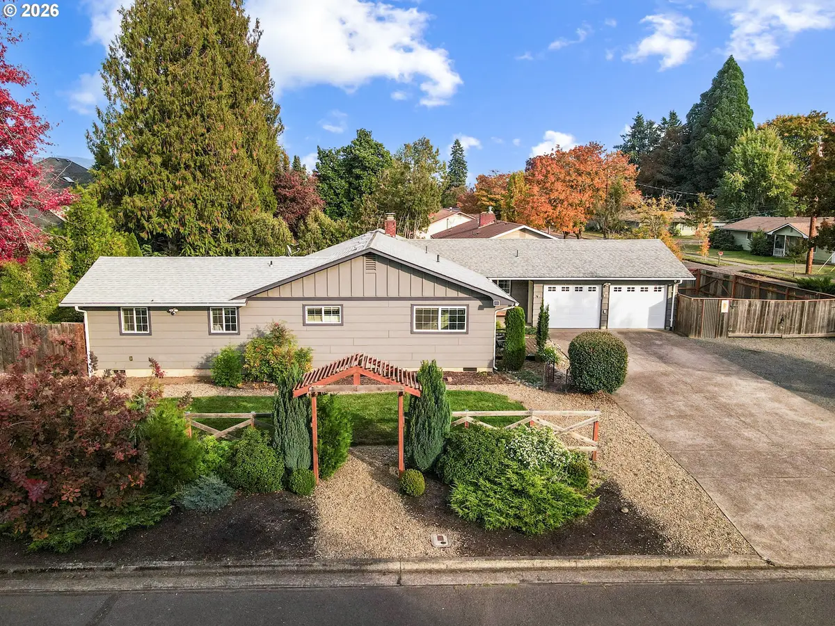 3513 Elwing Ave, Eugene, OR 97401 - #1