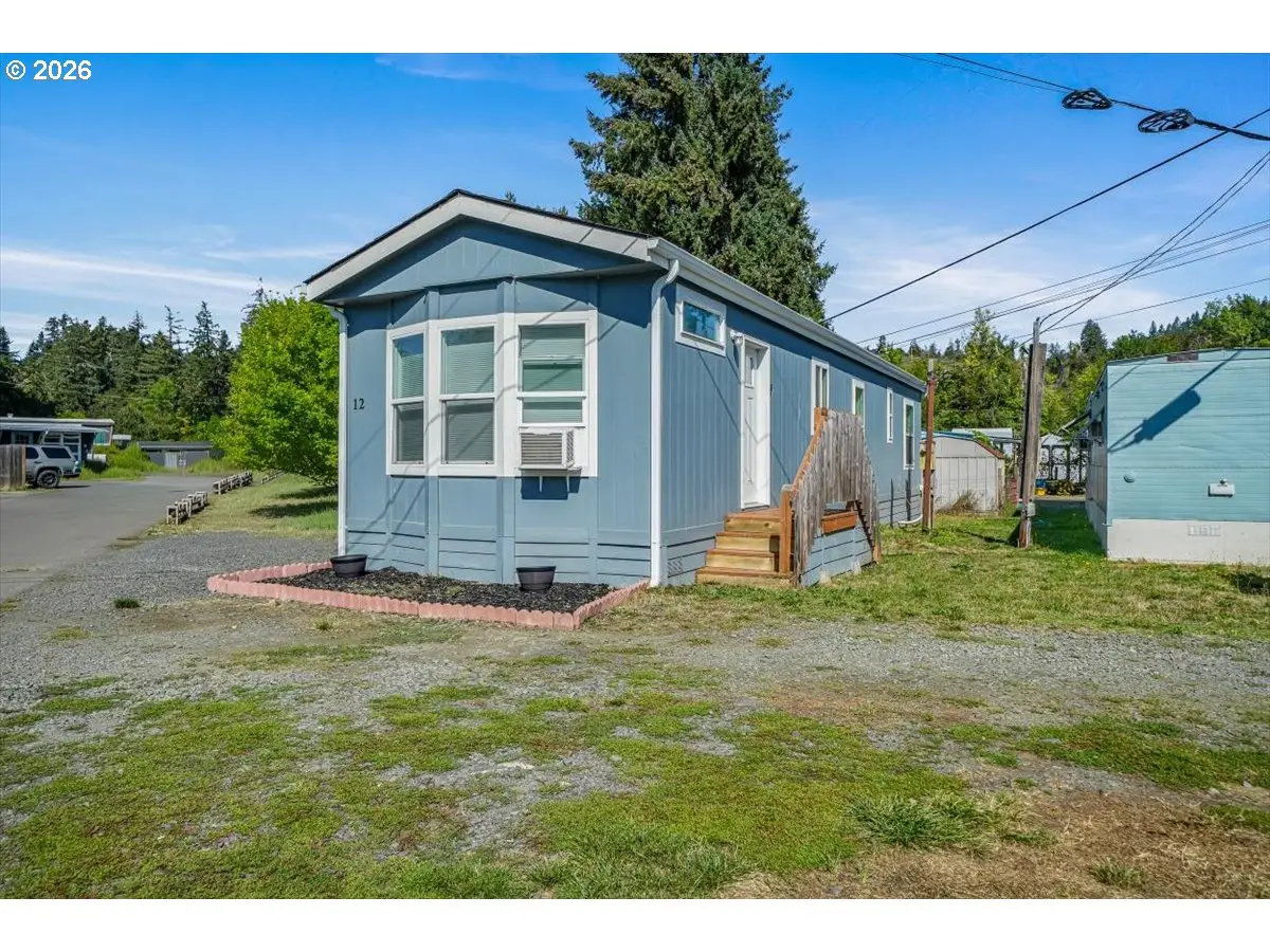 1453 N Pacific Hwy #12, Cottage Grove, OR 97424 - #1
