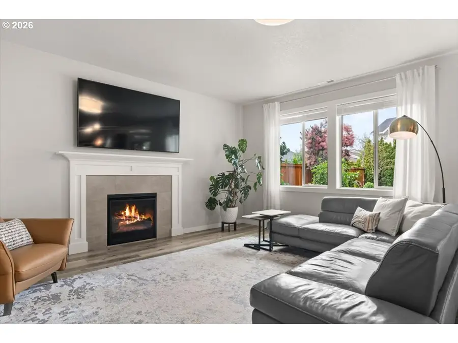 1711 N Sweetgum St, Canby, OR 97013 - #3